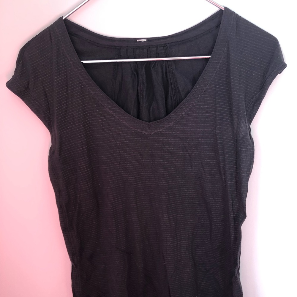Lululemon top